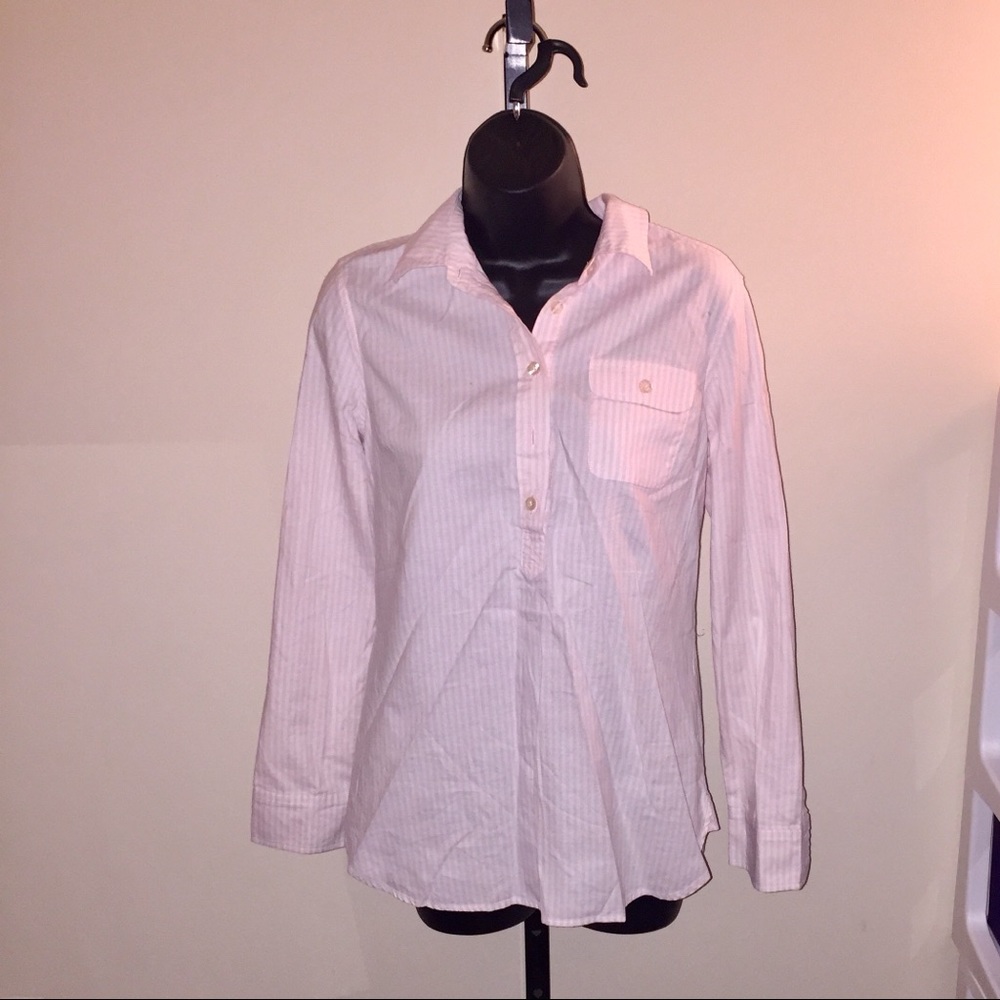 ✨Vineyard Vines Pink Button Down Shirt✨